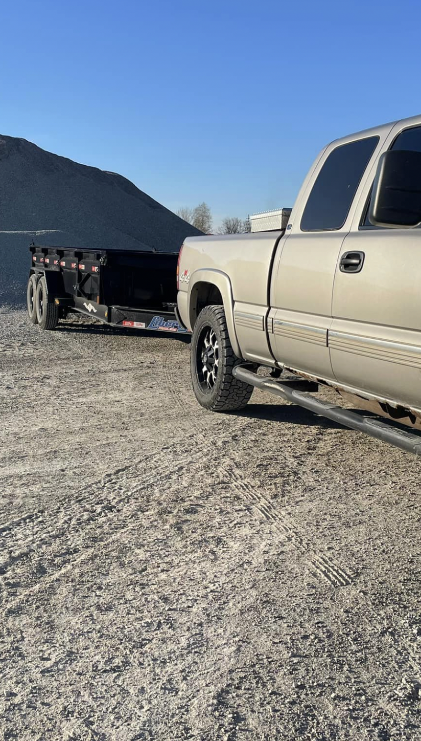 Lafayette Gravel Delivery Service | Doin' It Wells